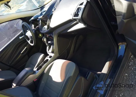 2015 Ford Escape Se z USA, uszkodzony, nr VIN 1FMCU9G97FUA83322